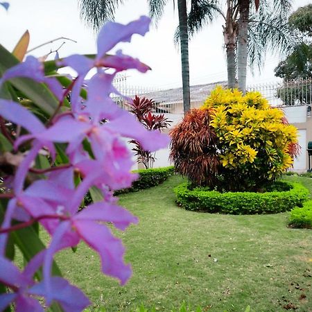 Urdesa Suites Hotel Guayaquil Luaran gambar