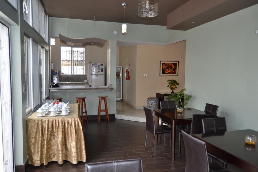 Urdesa Suites Hotel Guayaquil Luaran gambar