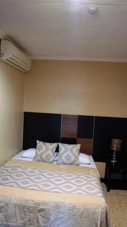 Urdesa Suites Hotel Guayaquil Luaran gambar