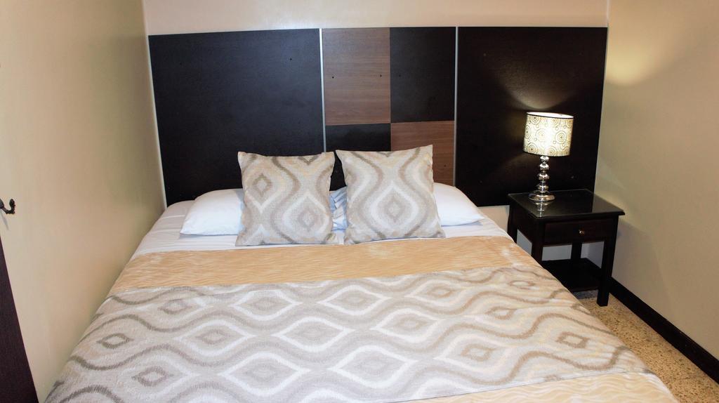 Urdesa Suites Hotel Guayaquil Luaran gambar
