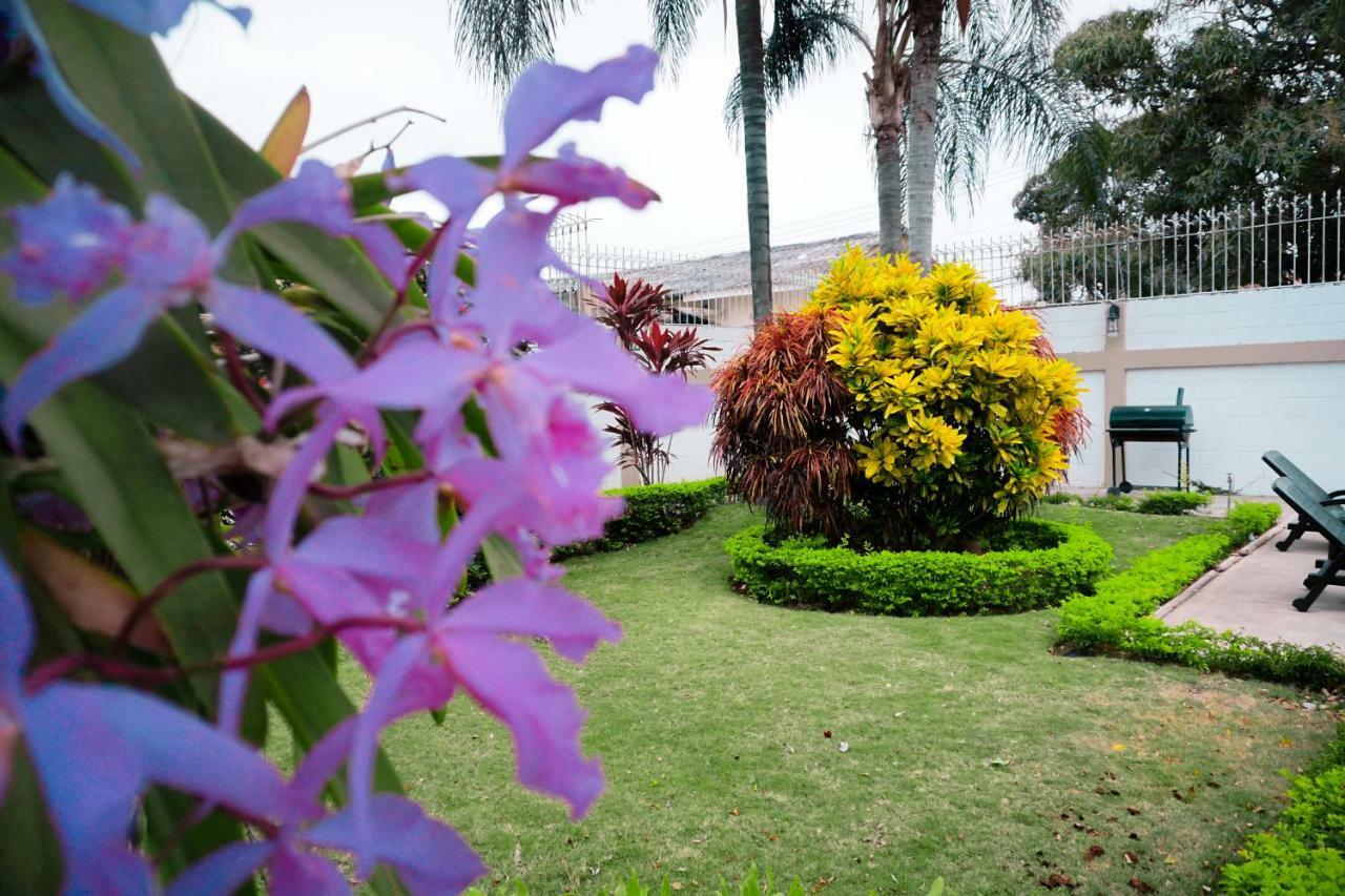 Urdesa Suites Hotel Guayaquil Luaran gambar